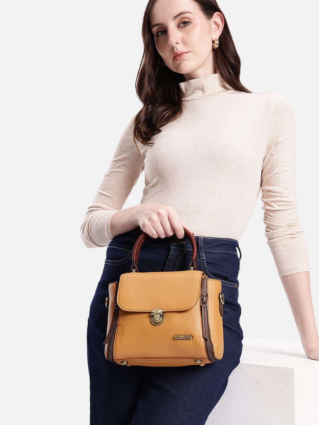 Premium  Leather Hand & Shoulder Bag with Detachable Stap for Women